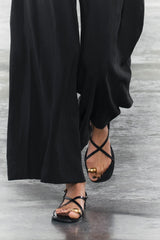 - Sandalen -