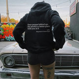 Kindness Sweatshirt met inspirerende boodschap, perfect voor dagelijks gebruik en casual outfits