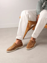 Beige heren loafers met casual suède afwerking