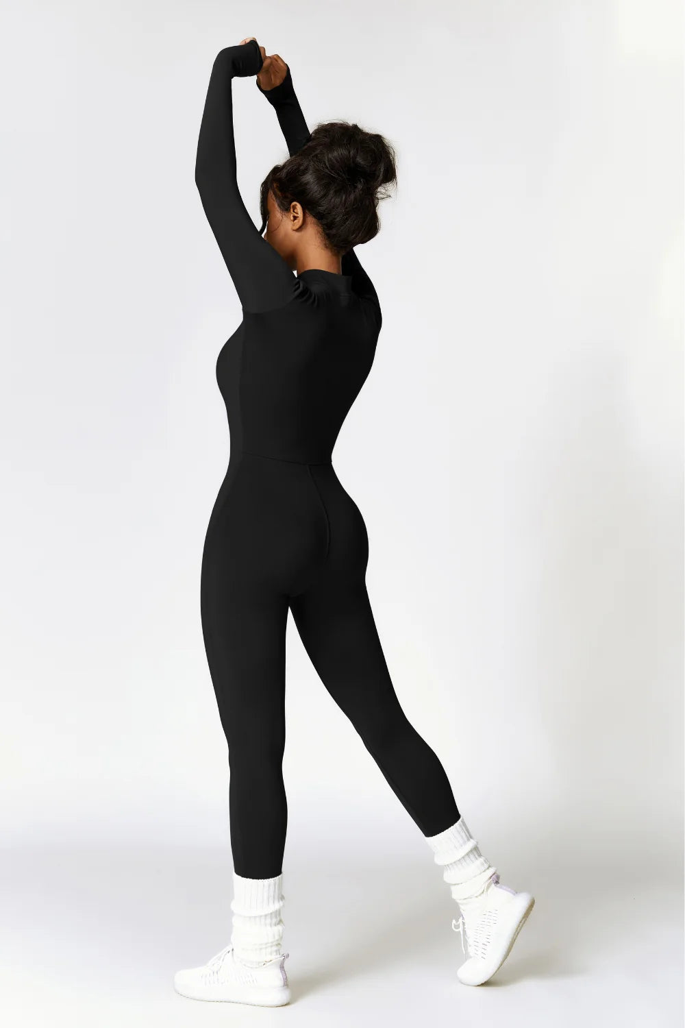 Sportieve jumpsuit met verstelbare rits – ideaal voor binnen en buiten