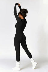 Sportieve jumpsuit met verstelbare rits – ideaal voor binnen en buiten