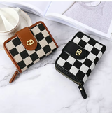 Regalia Wallet voorkant - elegant ontwerp en PU-leer.