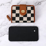 Regalia Wallet voorkant - elegant ontwerp en PU-leer.