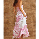Close-up van roze jurk met verschillende stoffen en prints