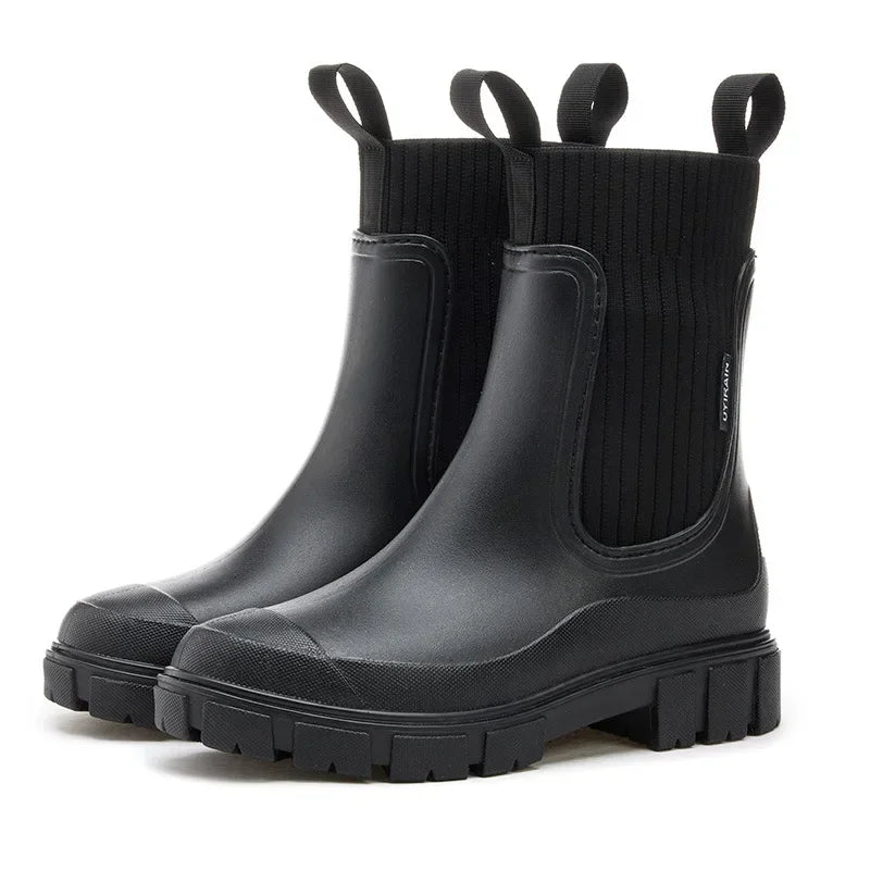 Zwarte chelsea boots van PVC, waterdicht en slipvast