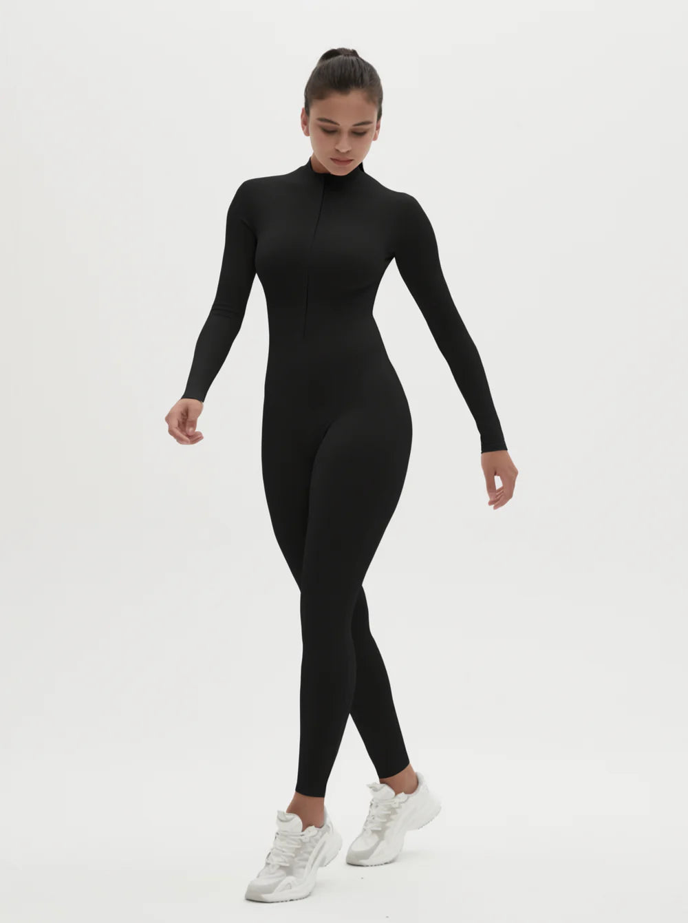 Sportieve jumpsuit met verstelbare rits – ideaal voor binnen en buiten